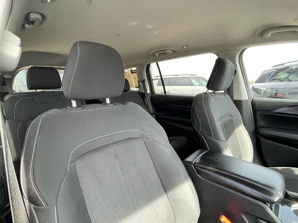 2023 Jeep Grand Cherokee L Laredo - POWER LIFTGATE / WIRELESS CHARGING PAD