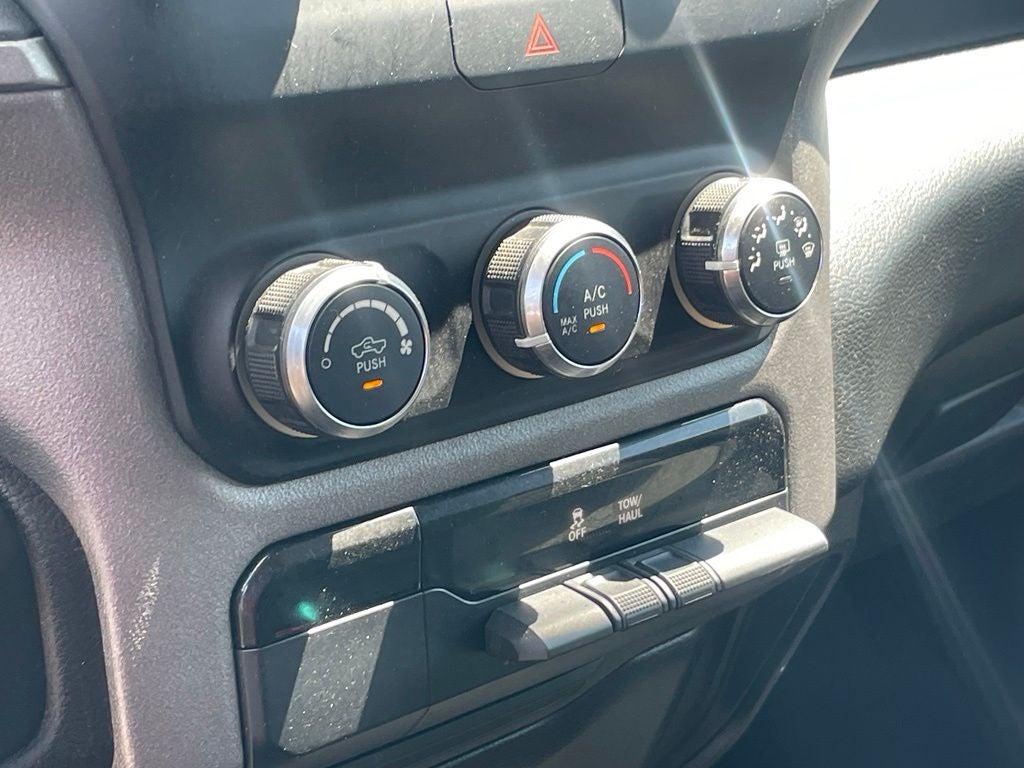 2019 RAM 1500 Tradesman - IT'S GOT A HEMI / TOWING PACKAGE