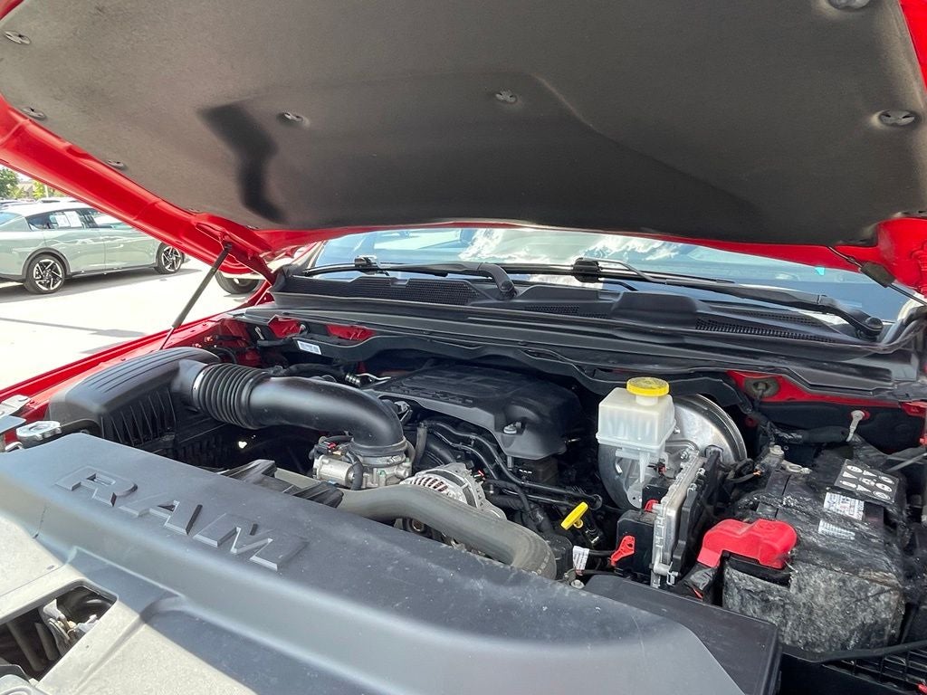 2019 RAM 1500 Tradesman - IT'S GOT A HEMI / TOWING PACKAGE