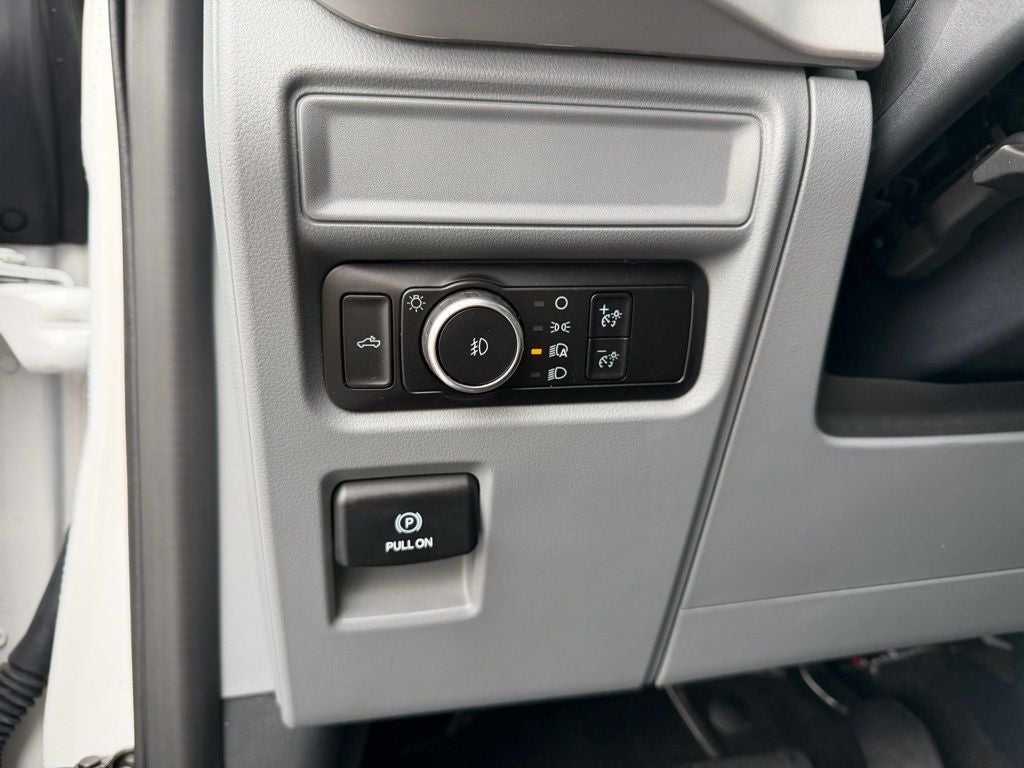 2023 Ford F-150 XLT - 5.0 V8 / 36 GAL FUEL TANK