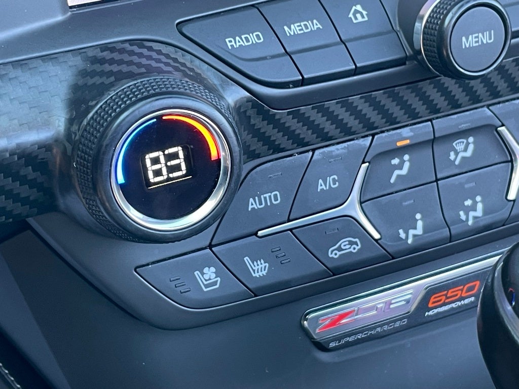 2016 Chevrolet Corvette Z06 3LZ - 650 HP / CONVERTIBLE