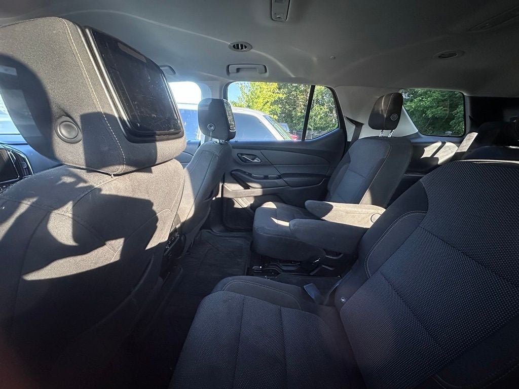 2018 Chevrolet Traverse LT Cloth w/1LT - APPLE CARPLAY