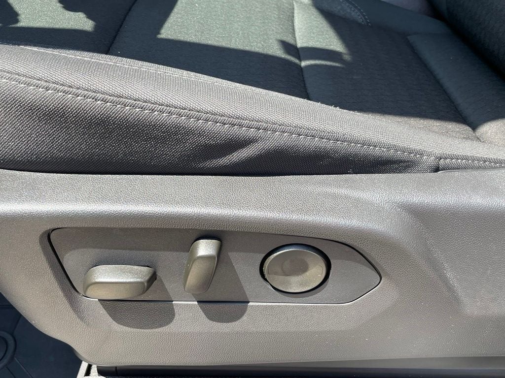 2025 Chevrolet Tahoe LS - MAX TRAILERING PKG / 2ND ROW BENCH