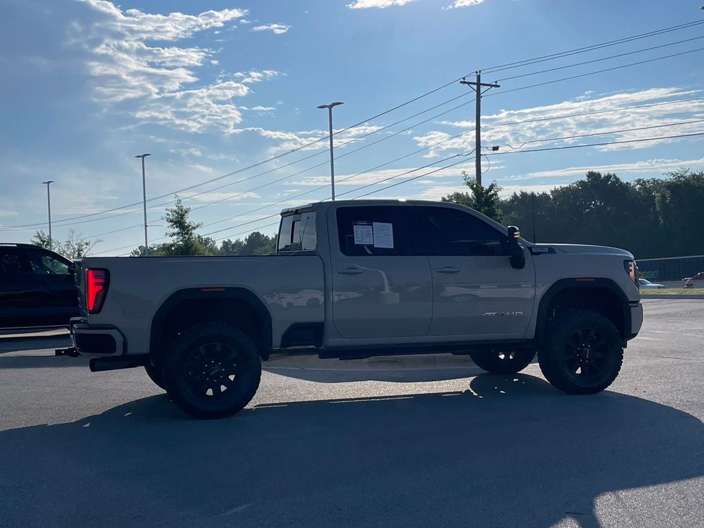 2026 GMC Sierra 2500HD AT4 - POWER SUNROOF / POWER ASSIST STEPS