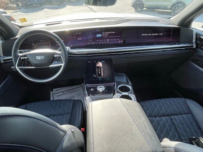 2025 Cadillac ESCALADE IQ Sport 1 - BLUECRUISE / 450 MILES PER CHARGE