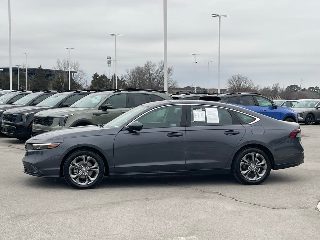 2024 Honda Accord EX - MOONROOF / APPLE CARPLAY