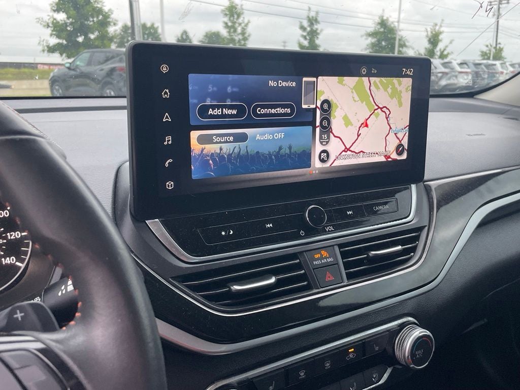 2024 Nissan Altima 2.5 SR - MOONROOF / BLIND SPOT MONITOR