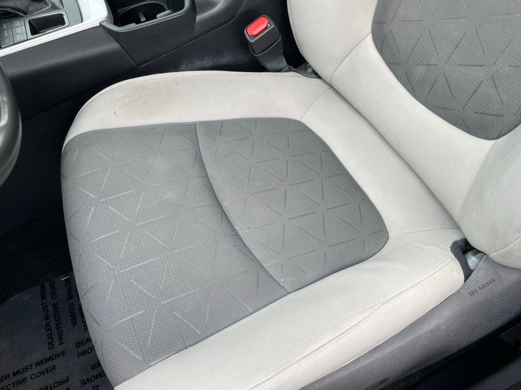 2022 Toyota RAV4 XLE - MOONROOF / RADAR CRUISE