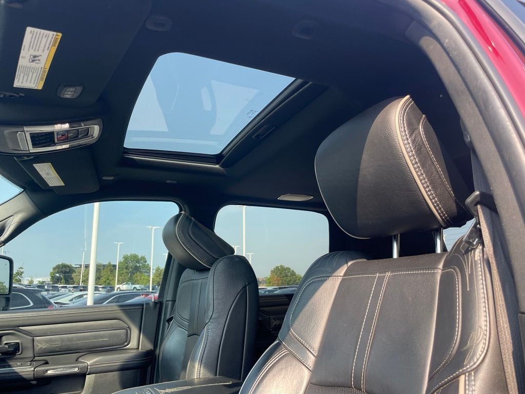 2023 RAM 3500 Limited - POWER SUNROOF / AIR SUSPENSION