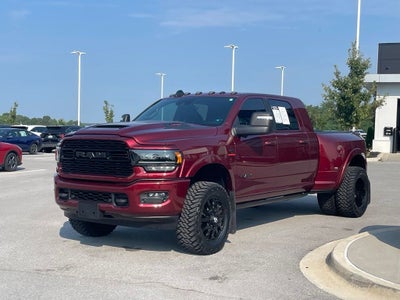 2023 RAM 3500 Limited - POWER SUNROOF / AIR SUSPENSION