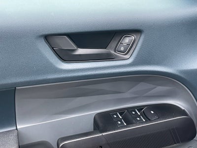 2025 Ford Maverick XL - AWD / 30 MPG