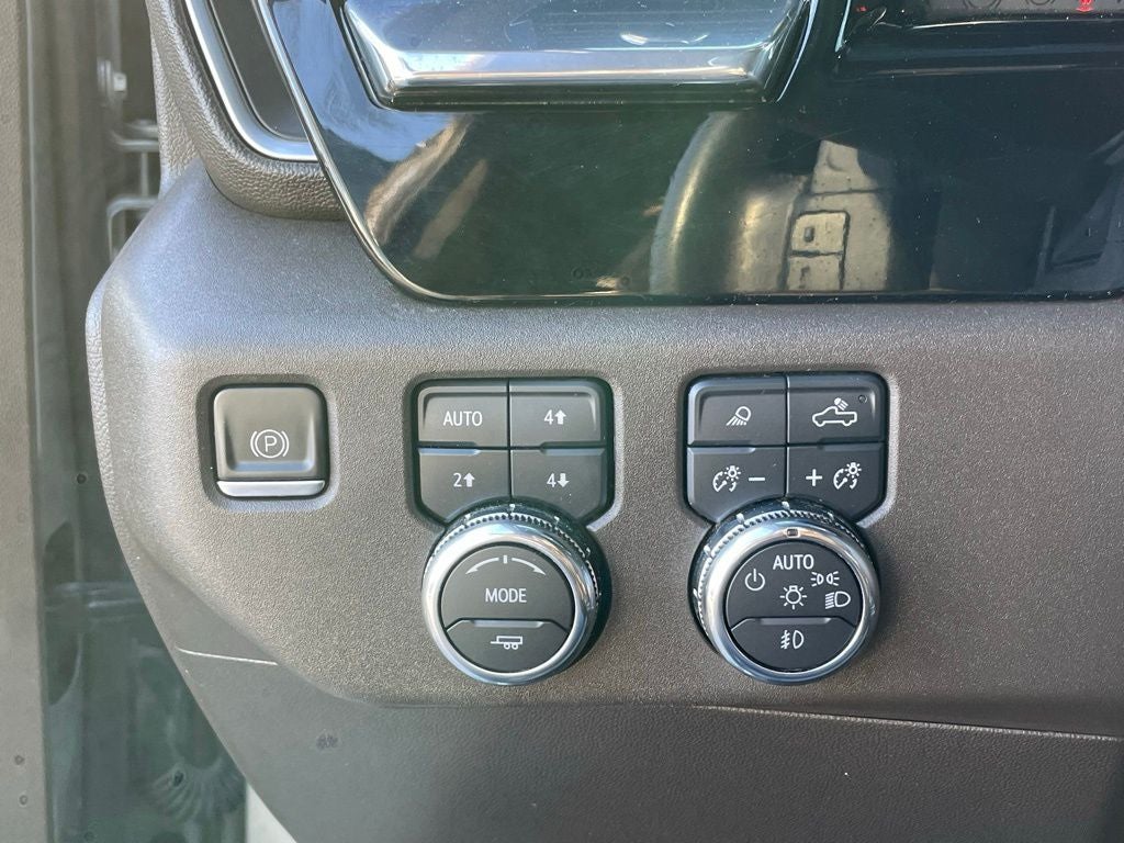 2023 GMC Sierra 1500 SLT - X31 OFF ROAD PKG / BOSE SOUND SYSTEM