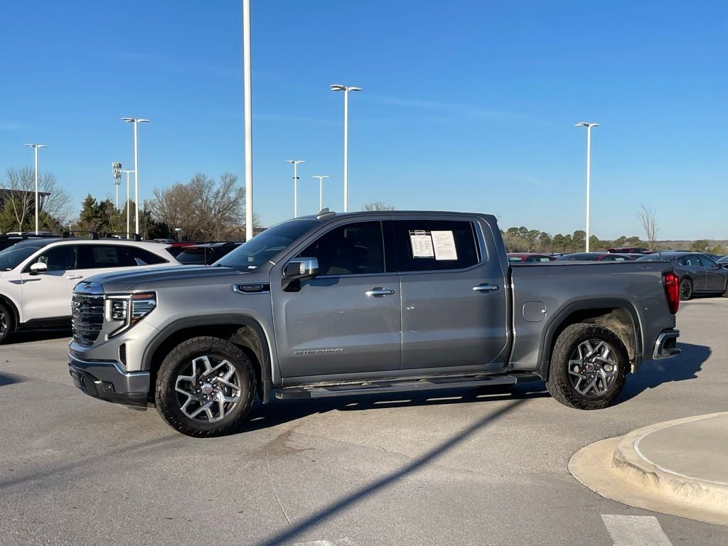 2023 GMC Sierra 1500 SLT - X31 OFF ROAD PKG / BOSE SOUND SYSTEM