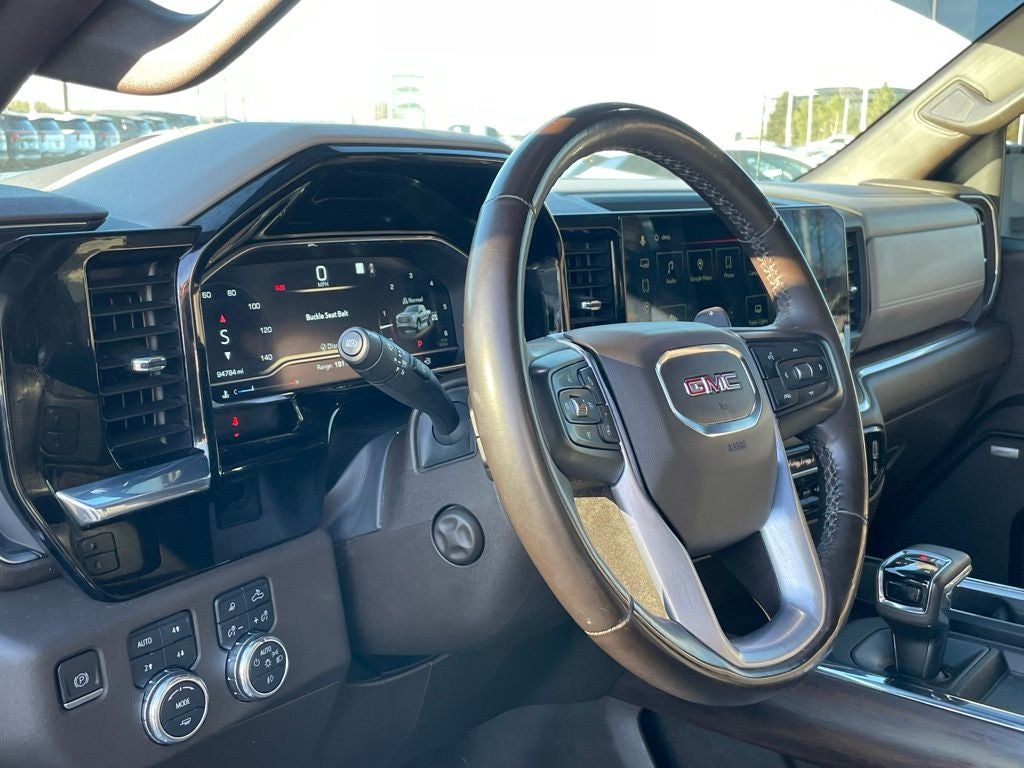 2023 GMC Sierra 1500 SLT - X31 OFF ROAD PKG / BOSE SOUND SYSTEM
