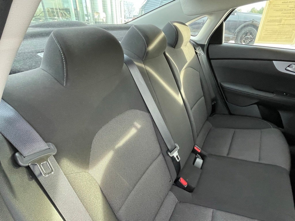 2023 Kia Forte LXS - KIA CERTIFIED / APPLE CARPLAY