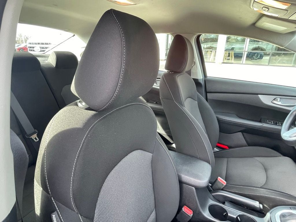 2024 Kia Forte LXS - KIA CERTIFIED / APPLE CARPLAY