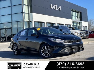 2024 Kia Forte LXS - KIA CERTIFIED / 8 INCH TOUCHSCREEN