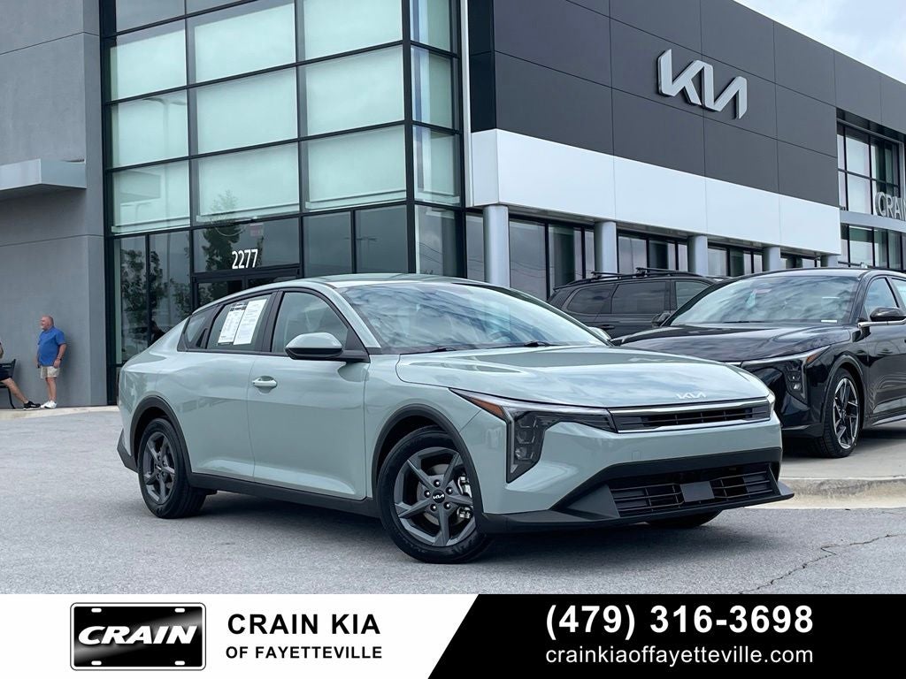 2025 Kia K4 LXS