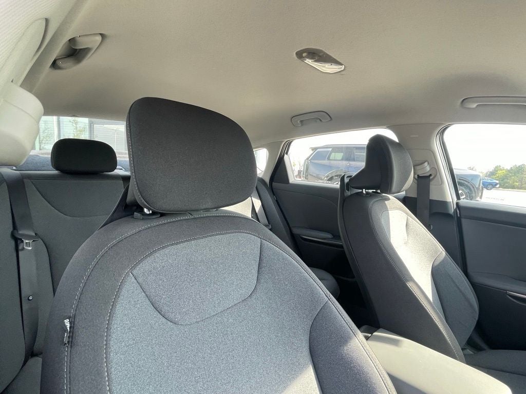 2025 Kia K4 LXS - KIA CERTIFIED / BLIND SPOT MONITOR