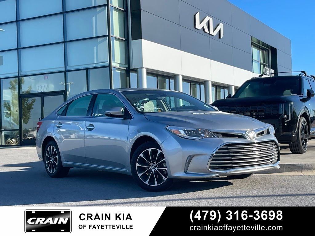 2018 Toyota Avalon XLE