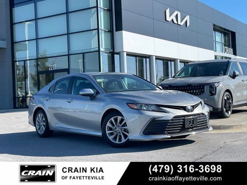 2022 Toyota Camry LE