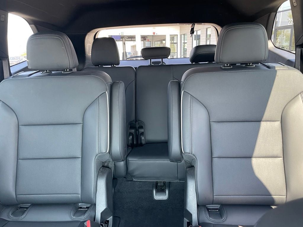 2025 Buick Enclave Preferred - AWD / 3RD ROW / BOSE SOUND