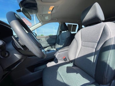 2021 Nissan Rogue S - 35 MPG / APPLE CARPLAY