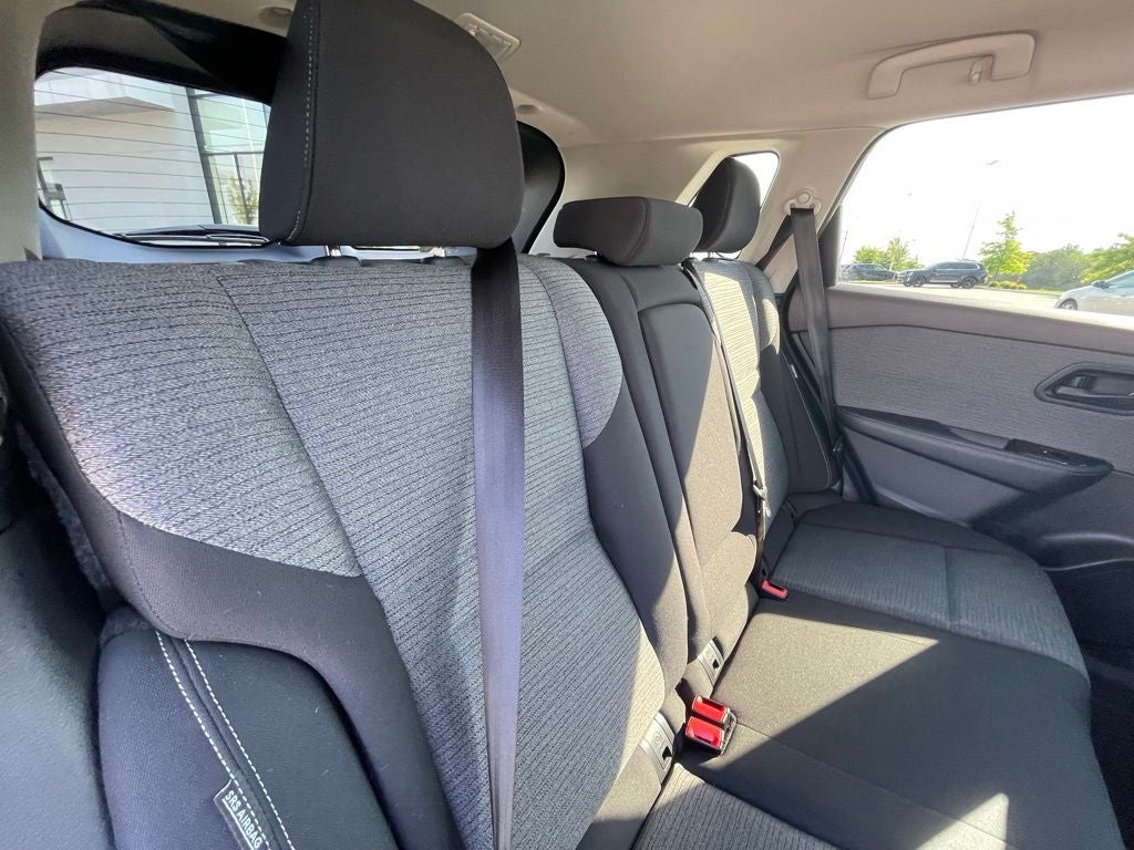 2021 Nissan Rogue S - 35 MPG / APPLE CARPLAY