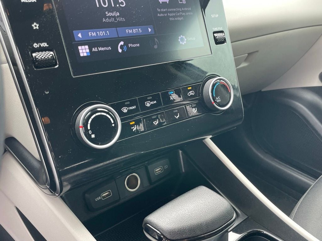 2022 Hyundai TUCSON SEL - ONE OWNER / HEATED SEATS