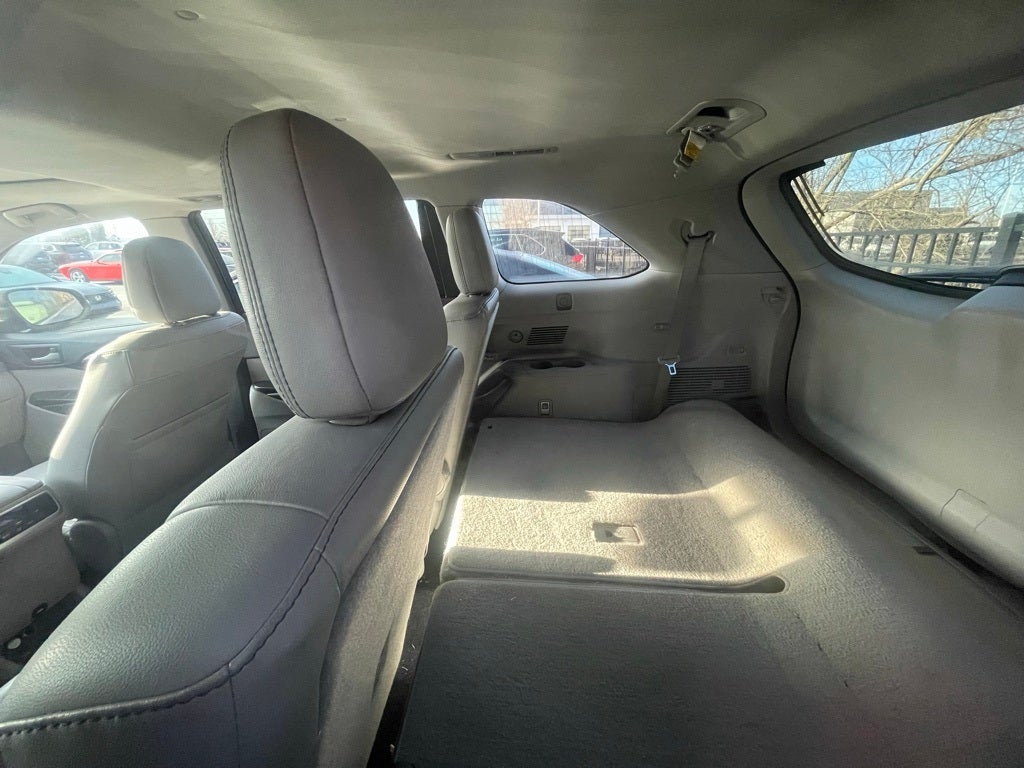 2016 Toyota Highlander XLE V6 - POWER LIFTGATE / PUSH BUTTON START