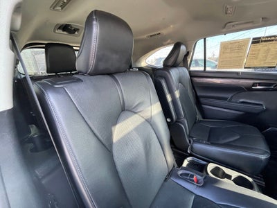 2023 Toyota Highlander Hybrid Limited - MOONROOF / VENTILATED SEATS