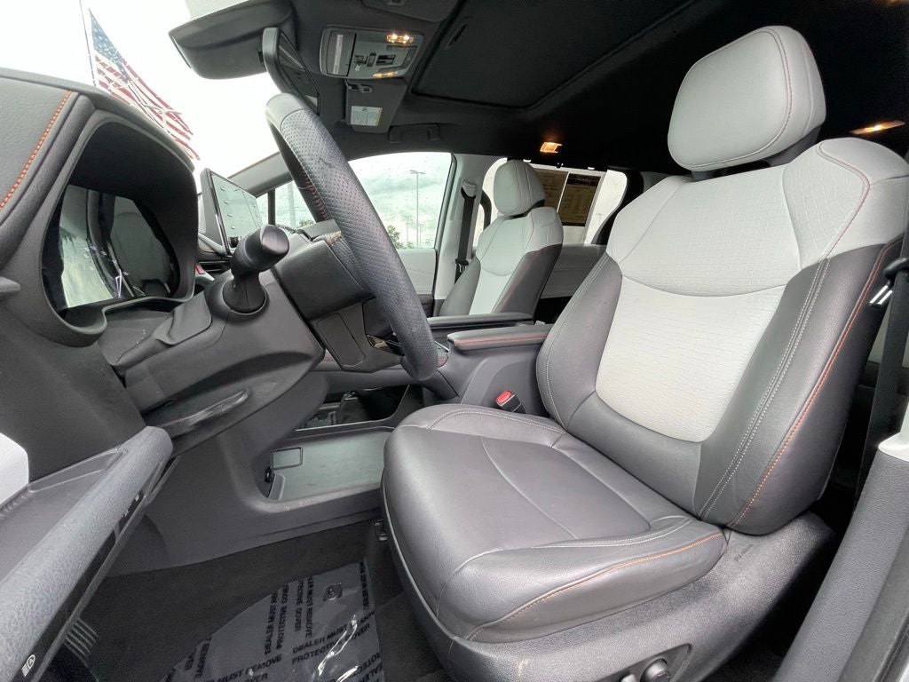 2023 Toyota Sienna XSE - MOONROOF / HANDS FREE SLIDING DOORS