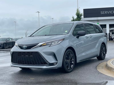 2023 Toyota Sienna XSE - MOONROOF / HANDS FREE SLIDING DOORS