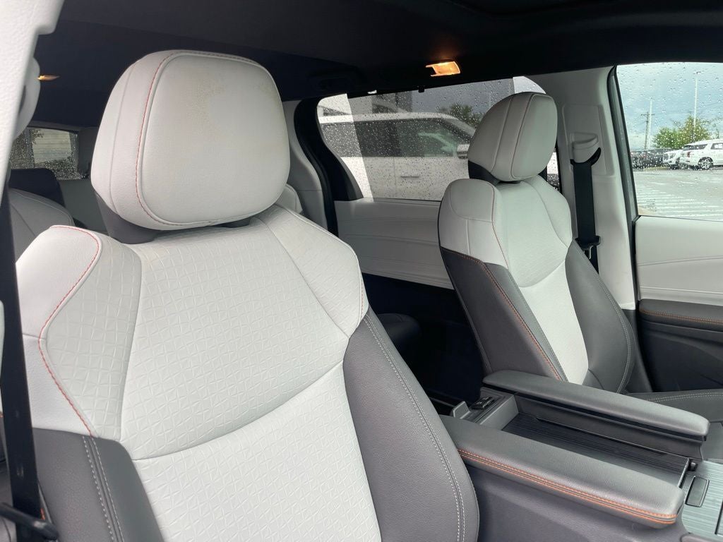 2023 Toyota Sienna XSE - MOONROOF / HANDS FREE SLIDING DOORS