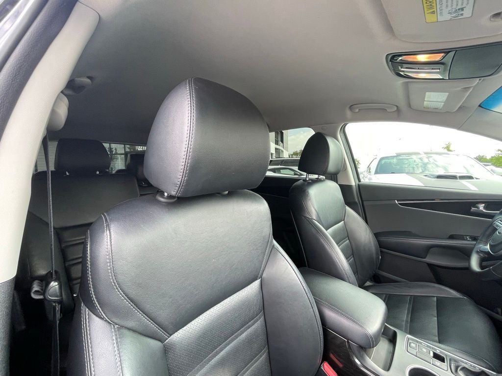 2019 Kia Sorento EX - TOW HITCH / APPLE CARPLAY