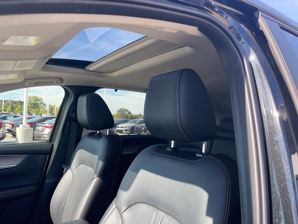 2025 Mazda Mazda CX-70 3.3 Turbo Preferred - POWER MOONROOF / LOW MILEAGE