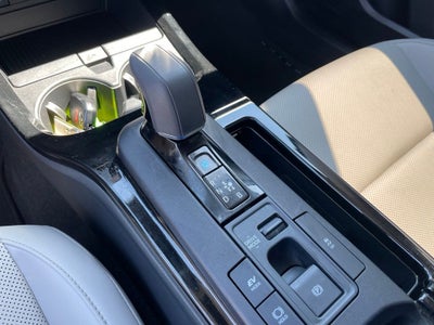 2024 Toyota Prius XLE - 52 MPG / RAIN SENSING WIPERS