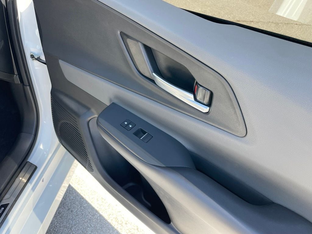 2024 Toyota Prius XLE - 52 MPG / RAIN SENSING WIPERS
