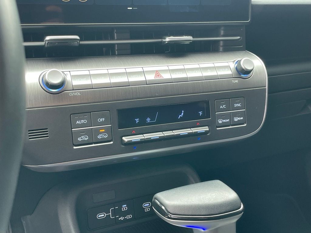 2025 Hyundai KONA SEL - WIRELESS CARPLAY / 12" DISPLAY
