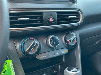2020 Hyundai KONA SE