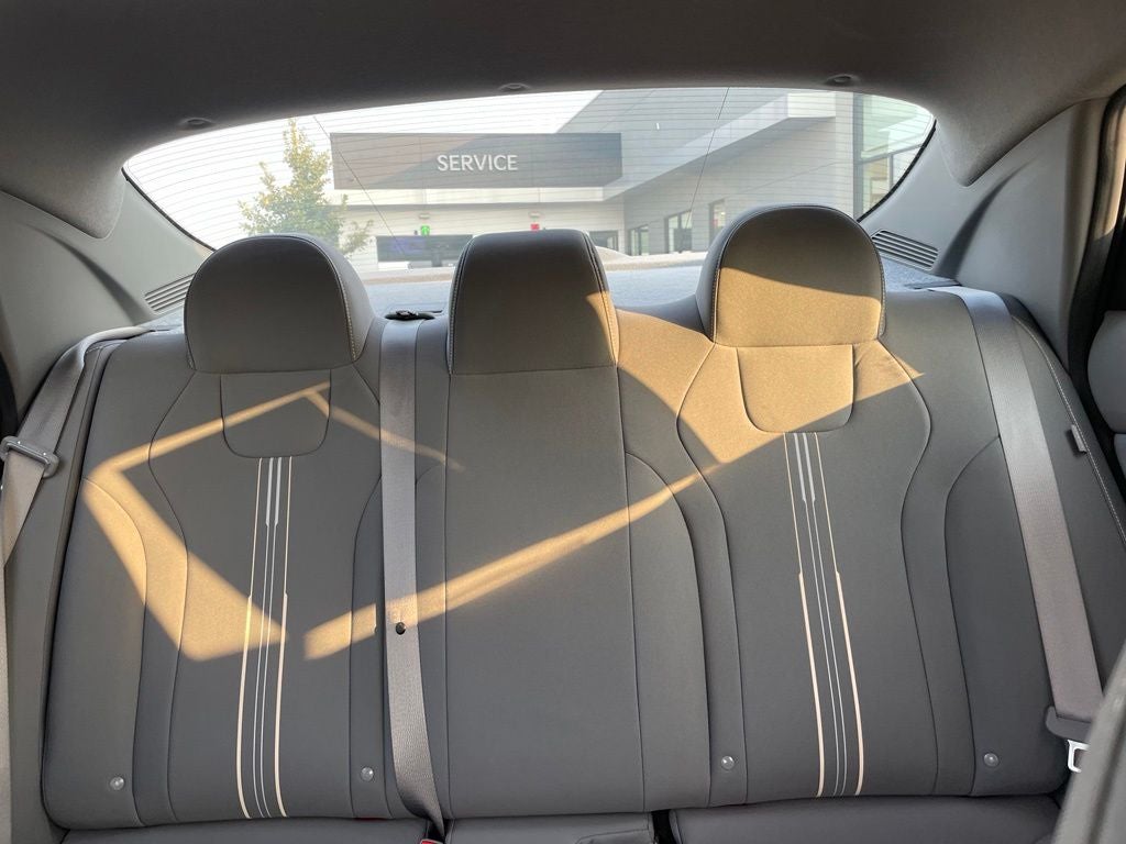 2025 Hyundai ELANTRA SEL Sport - 39 MPG / APPLE CARPLAY