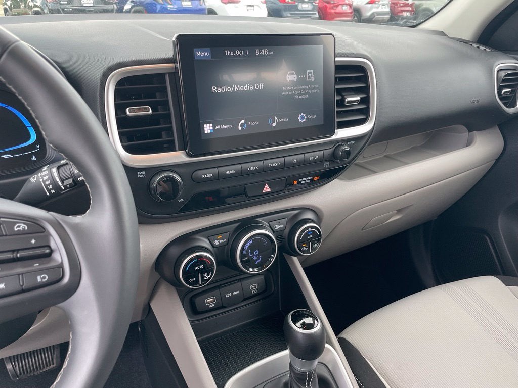 2025 Hyundai VENUE SEL - POWER MOONROOF / APPLE CARPLAY