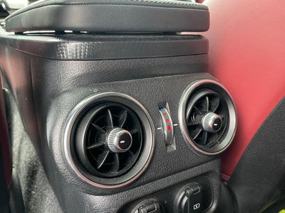 2022 Kia Stinger GT2 - RED INTERIOR PKG / ALL WHEEL DRIVE