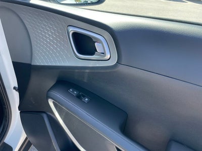 2025 Kia Soul LX - KIA CERTIFIED / APPLE CARPLAY