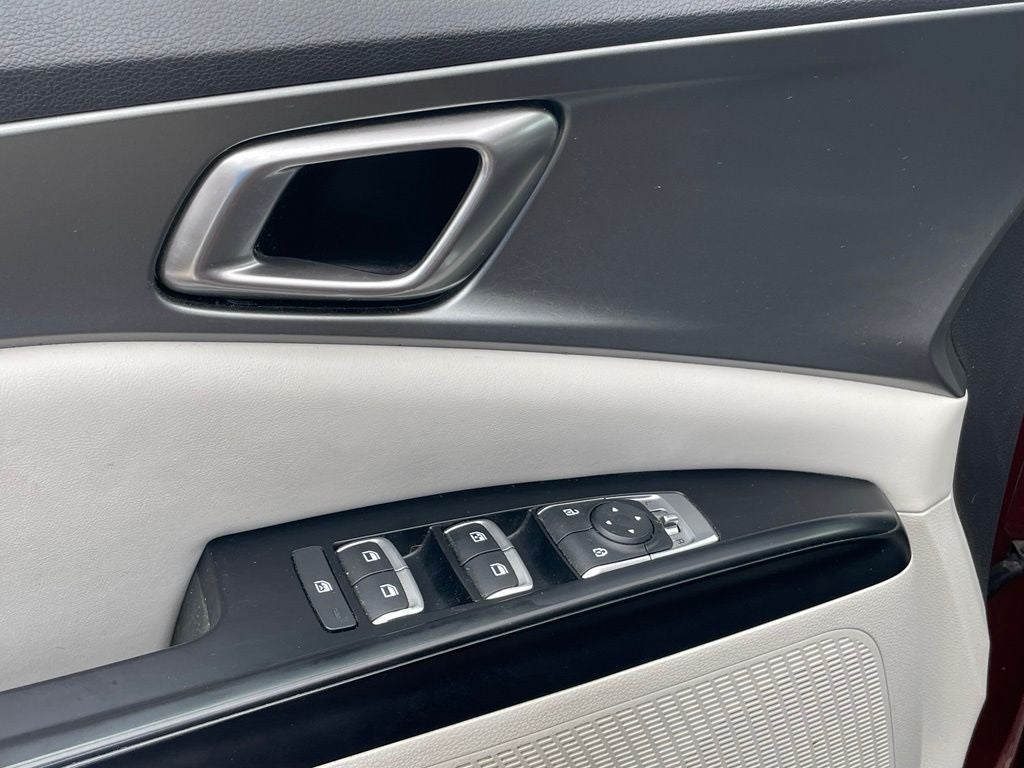 2022 Kia Carnival LXS - REMOVABLE 2ND ROW / POWER SLIDING DOORS