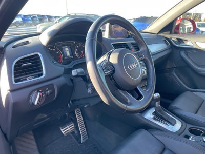 2018 Audi Q3 2.0T Premium Plus quattro - PANORAMIC SUNROOF / CD PLAYER