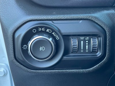 2020 Jeep Wrangler Unlimited Sahara Altitude Leather, Navi, Alpine, One Owner, Clean CarFax