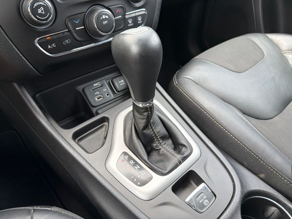2018 Jeep Cherokee Latitude Plus CLEAN CARFAX