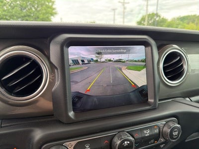 2023 Jeep Gladiator Overland