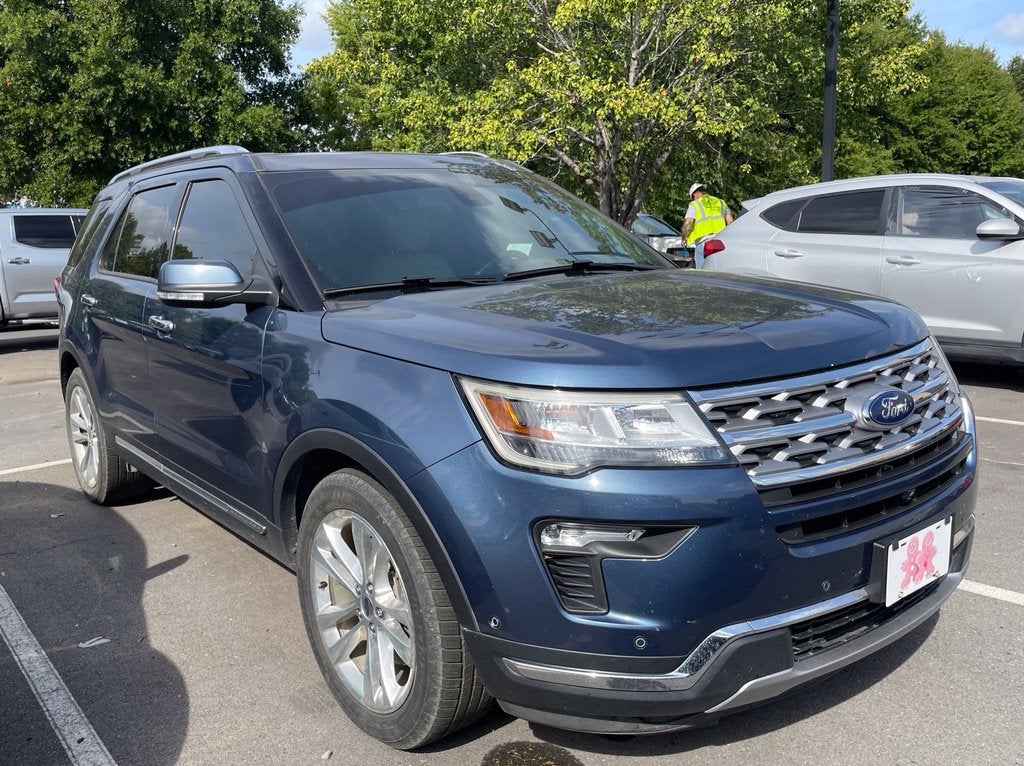 2018 Ford Explorer Limited One Owner, Clean CarFax, Leather, Moonroof, Bucket